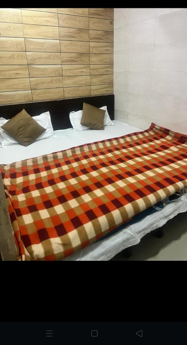 Arora Guest House アムリトサル エクステリア 写真